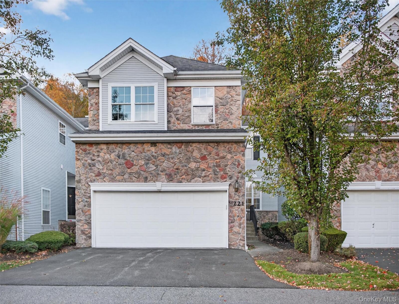 Property Photo:  221 Woodlands Drive  NY 10987 