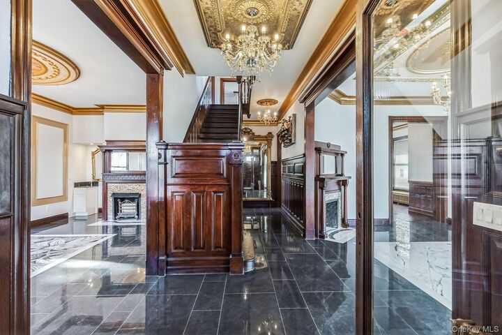 Property Photo:  101 Summit Avenue  NY 10550