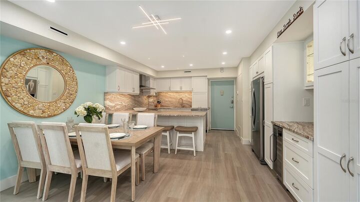 Property Photo:  1000 Longboat Club Road 402  FL 34228 