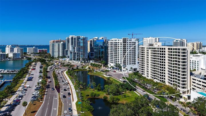 Property Photo:  1255 N Gulfstream Avenue 1101  FL 34236