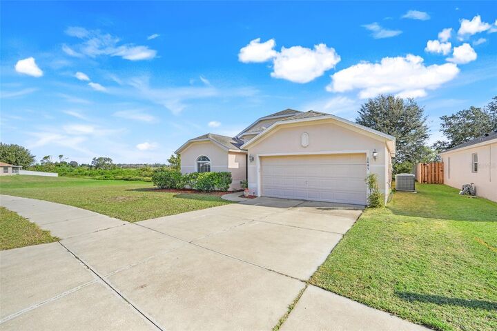 Property Photo:  1045 Bluegrass Drive  FL 34736