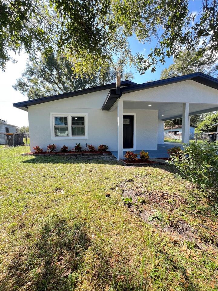 Property Photo: 4635 Weston Road FL 33830