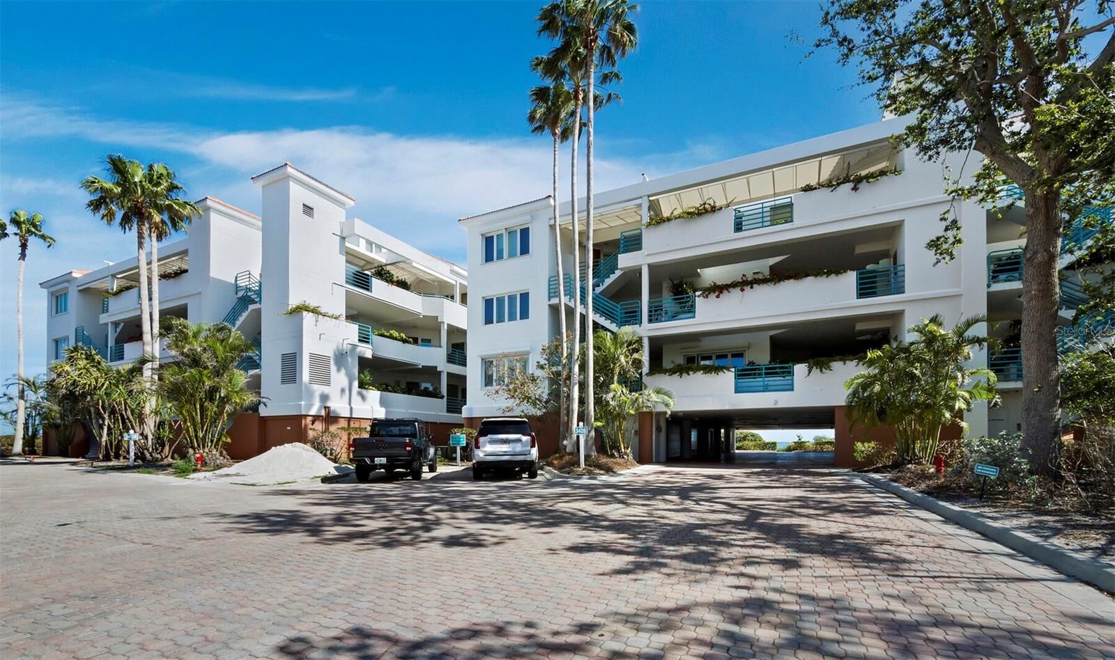 Property Photo:  340 Gulf Of Mexico Drive 112  FL 34228 