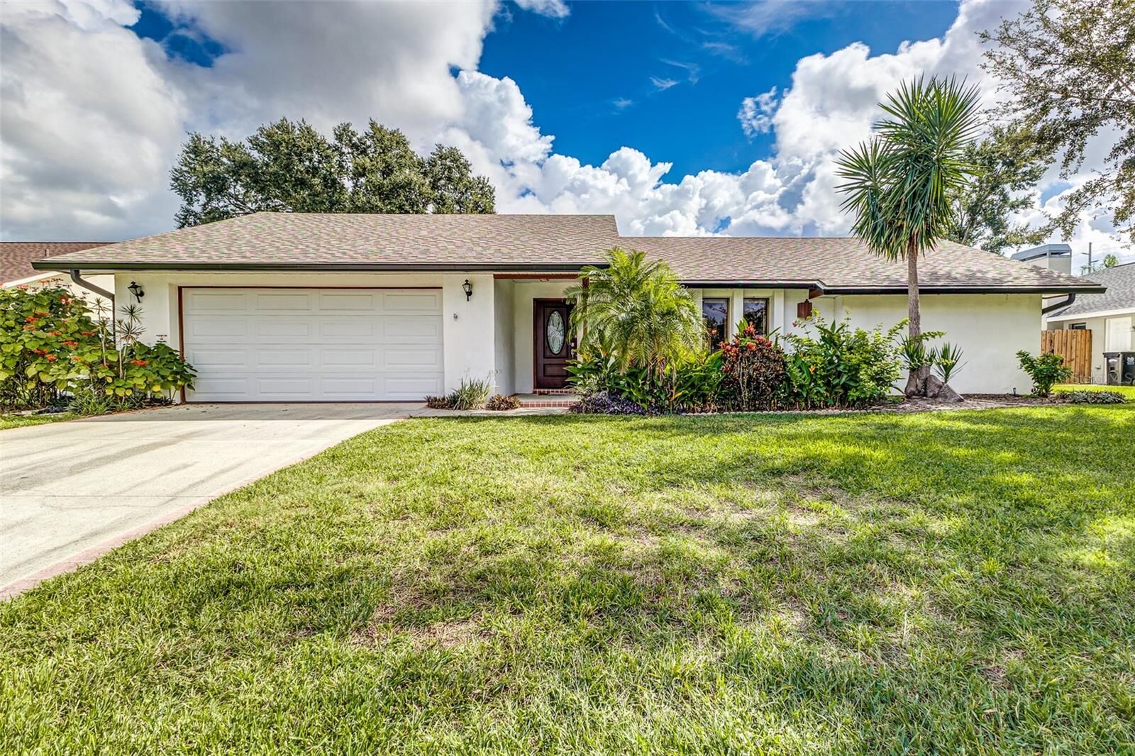 Property Photo:  2020 Kapree Court  FL 33884