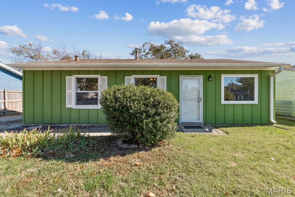 Property Photo: 7 Belmont Dr Drive MO 63376