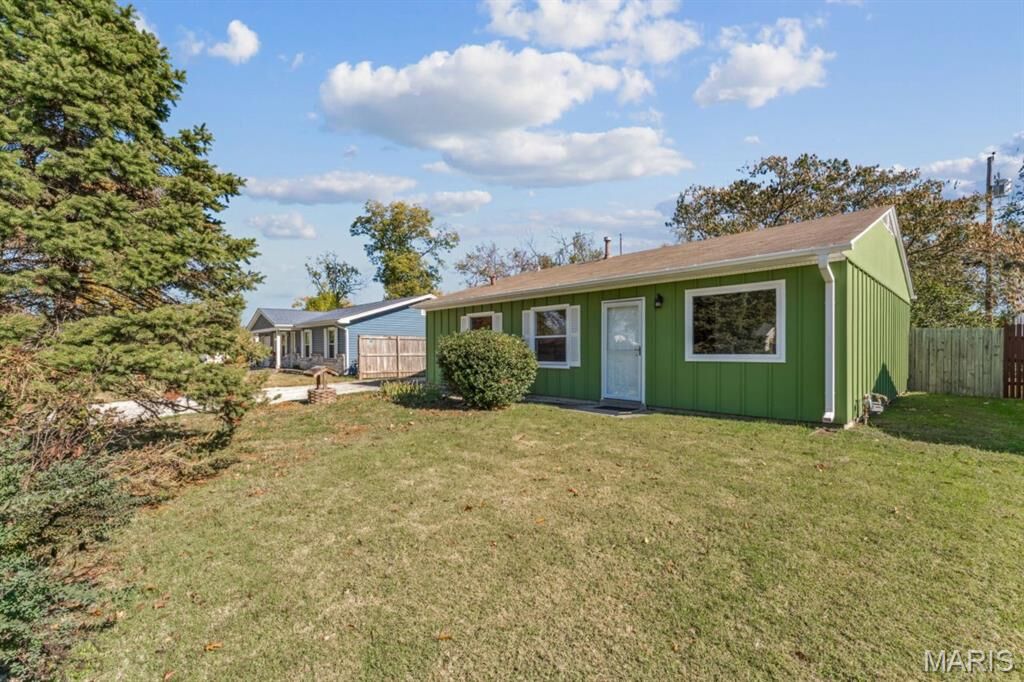 Property Photo:  7 Belmont Drive  MO 63376 