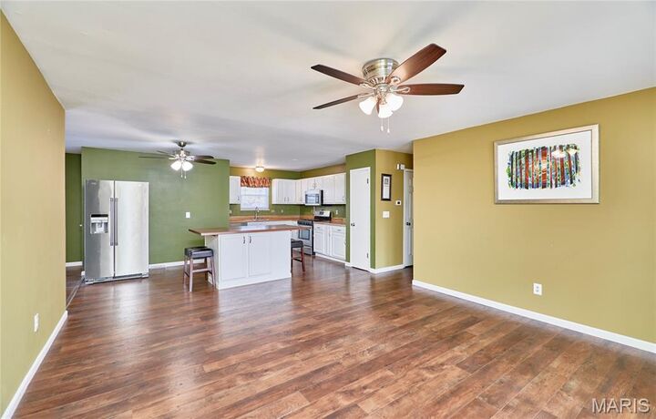 Property Photo:  27 Sunny Hill Boulevard  MO 63376 