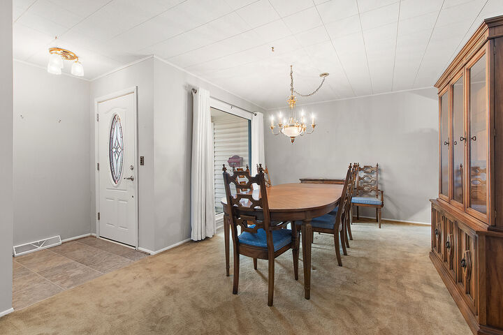 Property Photo:  10330 Hilltop Drive  IL 60462