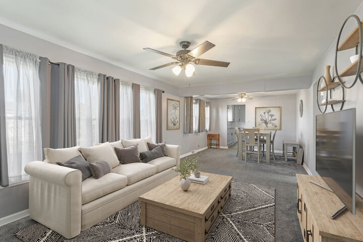 Property Photo:  5001 S Latrobe Avenue  IL 60638