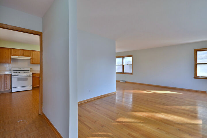 Property Photo:  7350 W Argyle Street  IL 60706