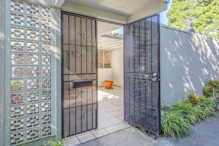 Property Photo: 645 Avenida Sevilla CA 92637