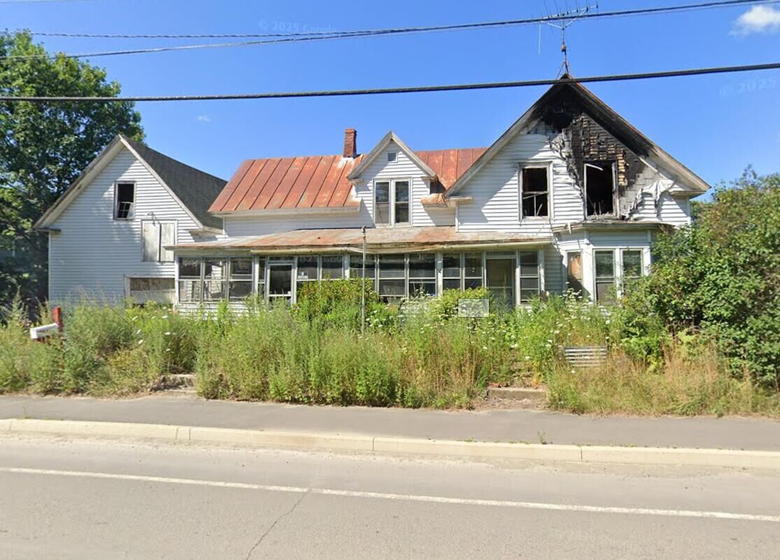 Property Photo:  71 Pittsfield Avenue  ME 04943