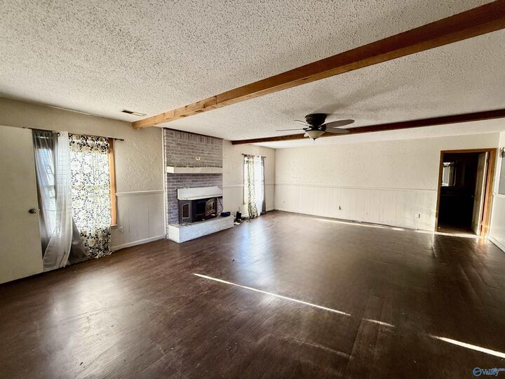 Property Photo:  768 County Road 25  AL 35962