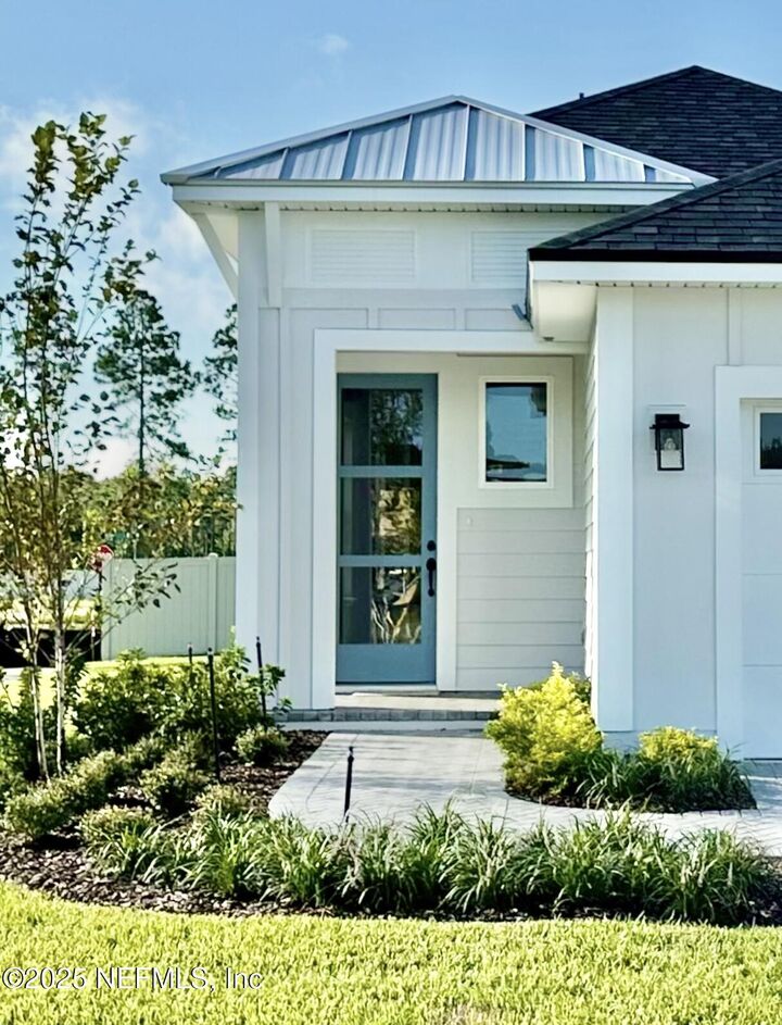 Property Photo:  104 Grayling Drive  FL 32081 