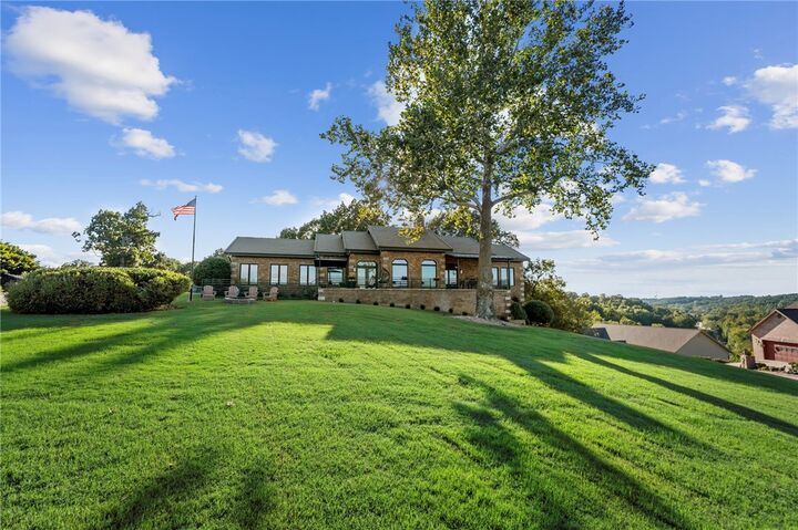 Property Photo: 8289 Eagle Crest Drive AR 72756