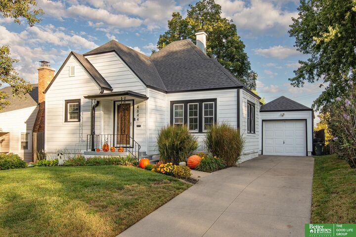 Property Photo:  4844 William Street  NE 68106