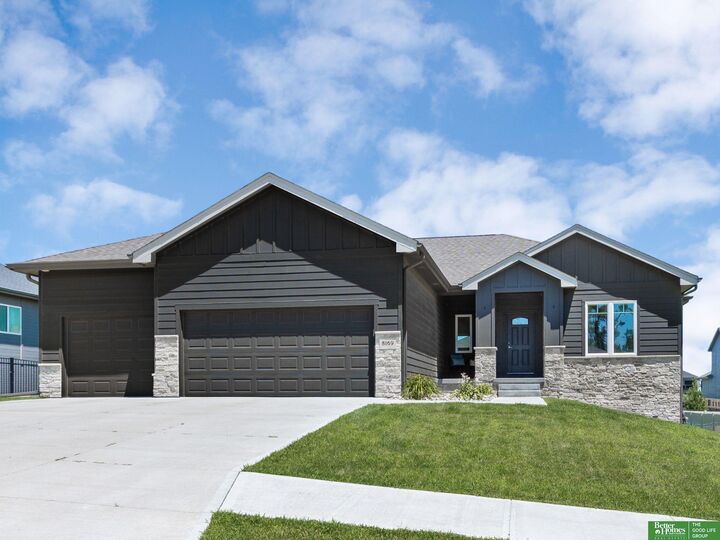 8169 S 185th Street  Omaha NE 68136 photo