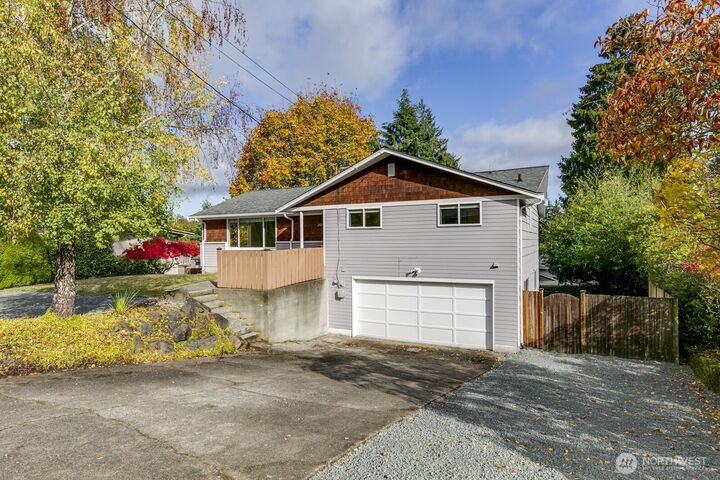 Property Photo:  2425  Whitechuck Drive  WA 98208 