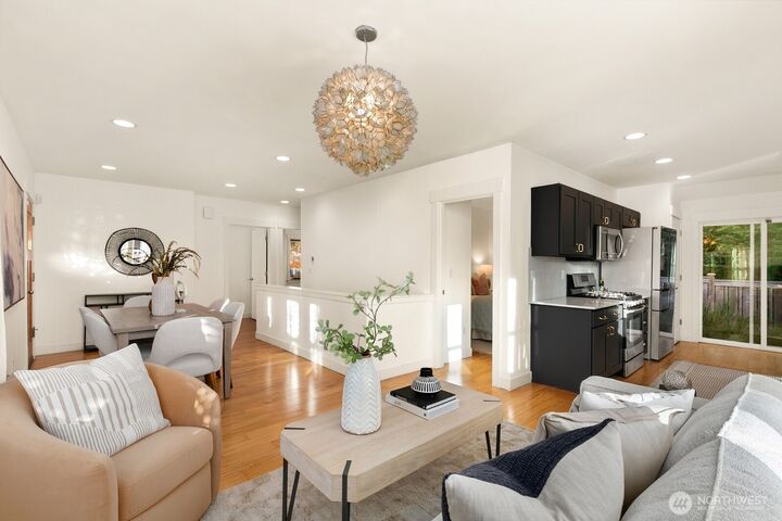 Property Photo: 3202 E Terrace St WA 98122