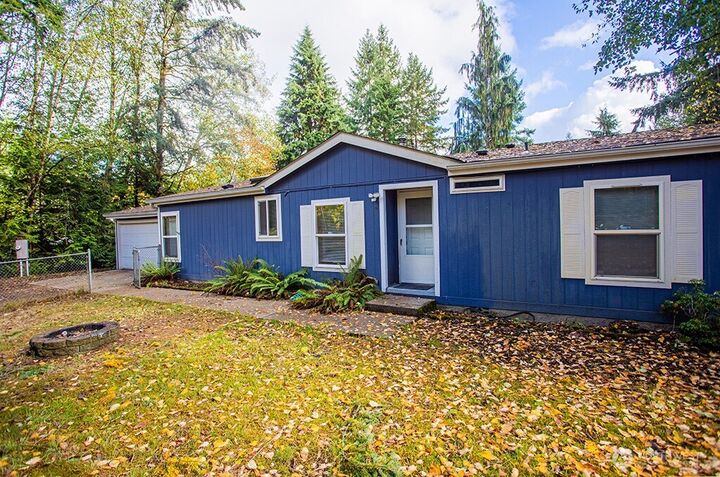 Property Photo: 1485 Eady Place E WA 98366