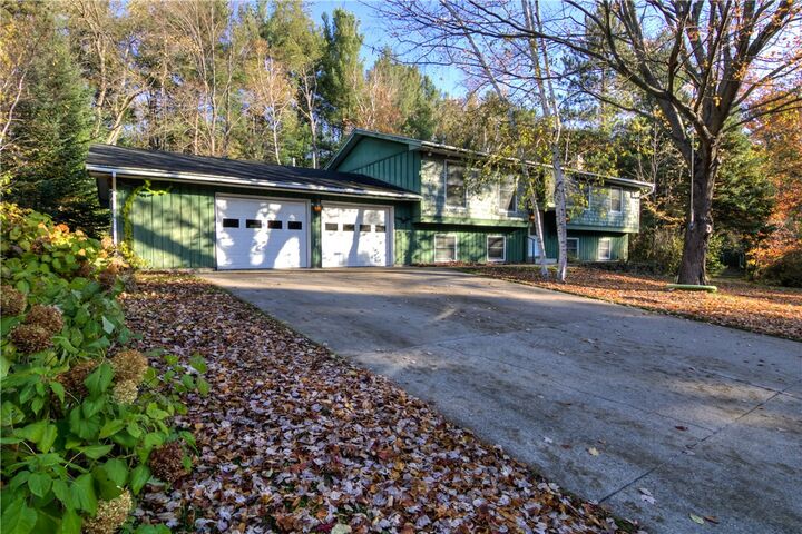 Property Photo: 4554 Eastland Court WI 54703