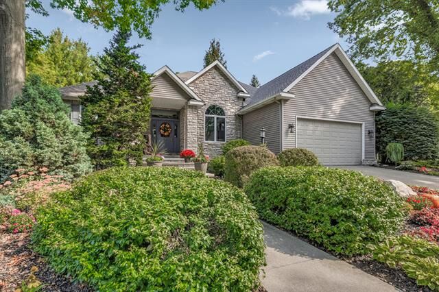 Property Photo:  1395 Summerwood Drive  MI 49090 