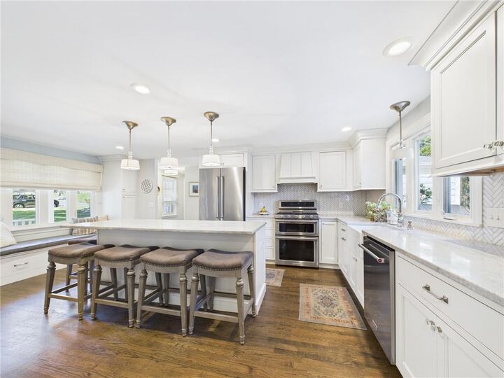 Property Photo:  75 Bow Street  RI 02818