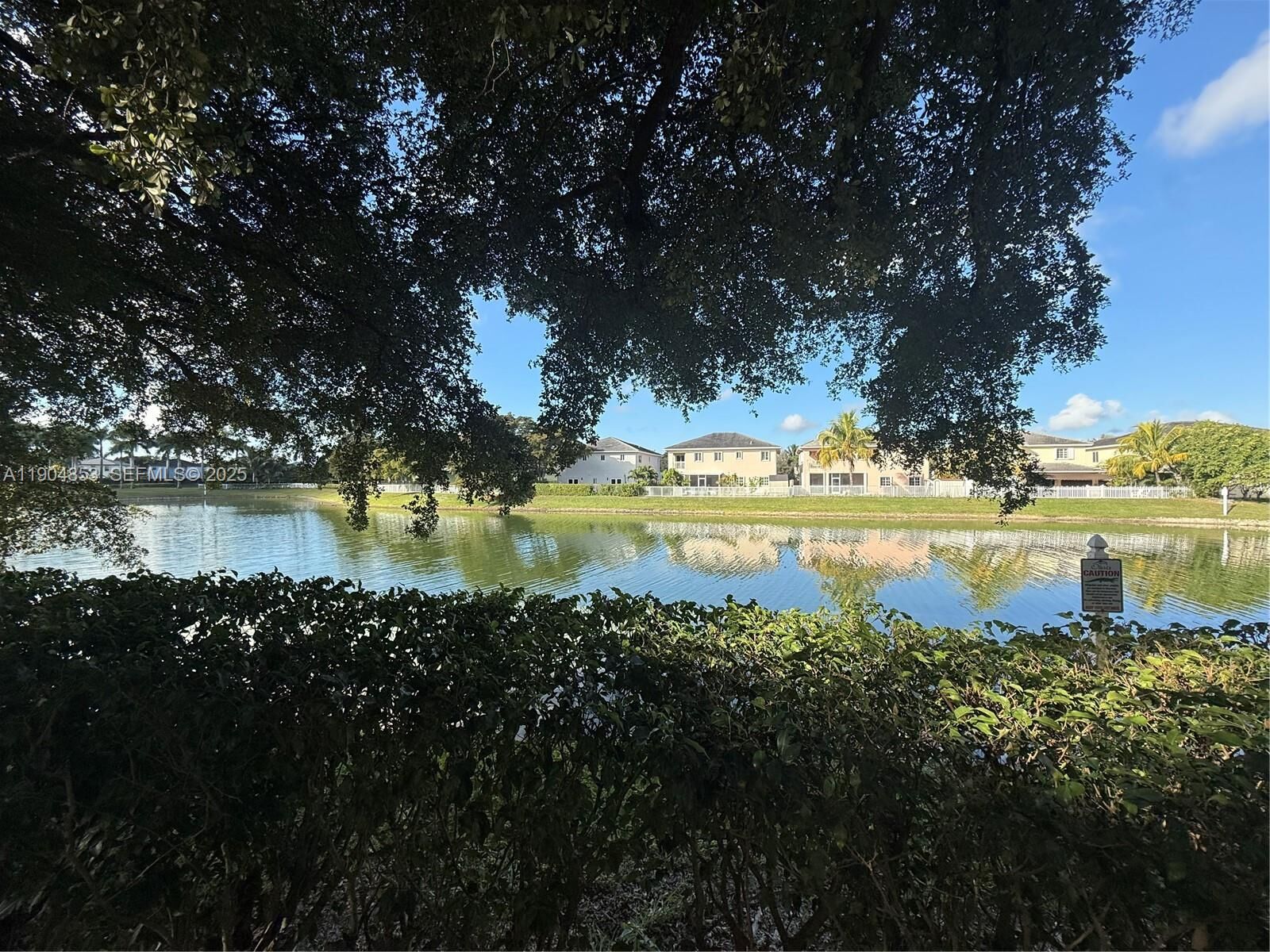 Property Photo: 342 NE 31 Av FL 33033