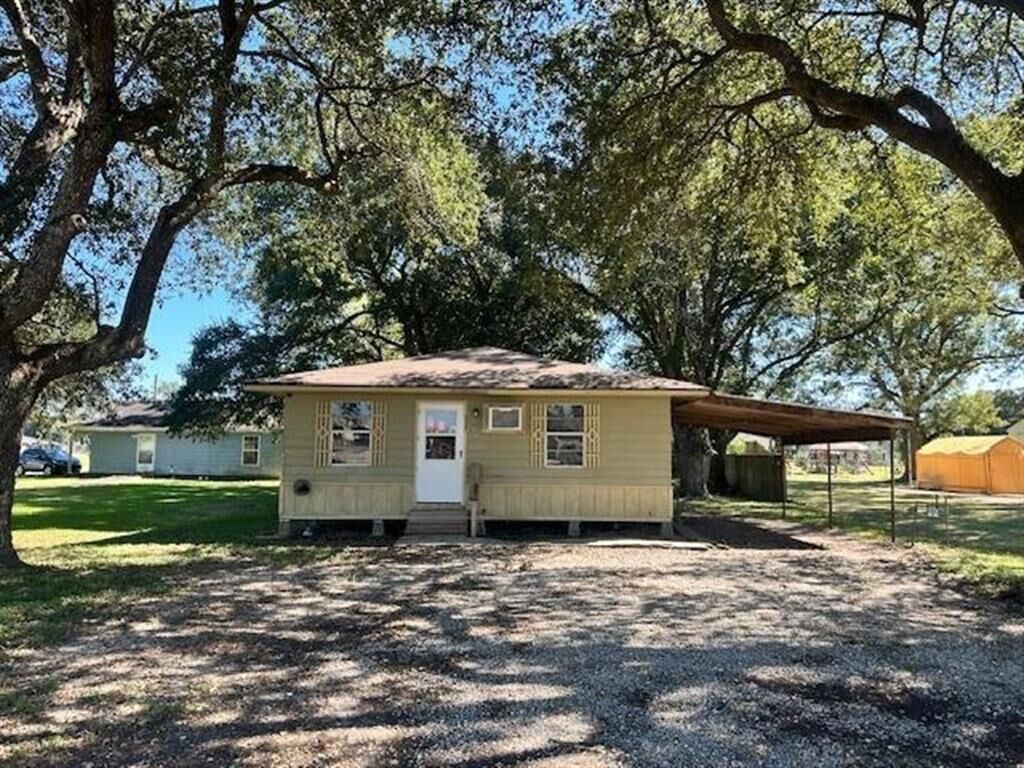 Property Photo:  522 1st Street  LA 70640