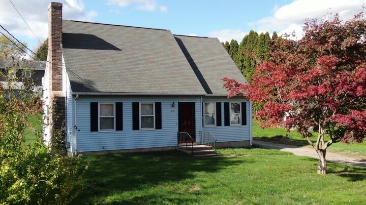 28 Eileen Lane  Enfield CT 06082 photo