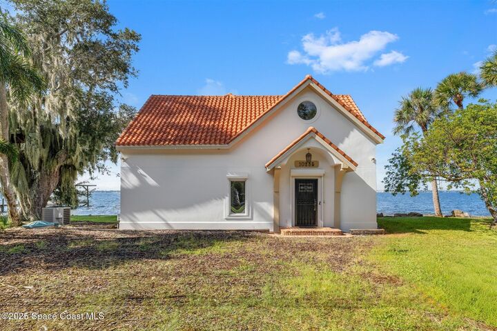 Property Photo:  10285 S Tropical Trail  FL 32952 