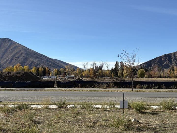 Property Photo:  270 San Badger Dr  ID 83333