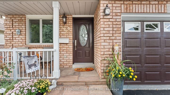 Property Photo:  385 Compton Crescent  ON L1G 8C7 