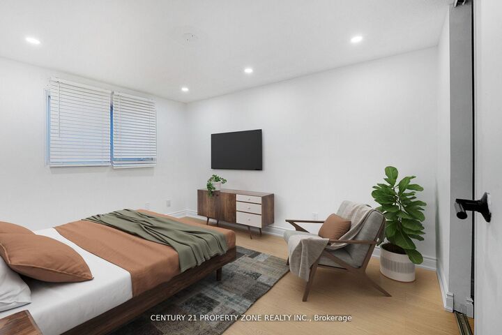 Property Photo: 96 Centre Street N ON L6V 2Z3