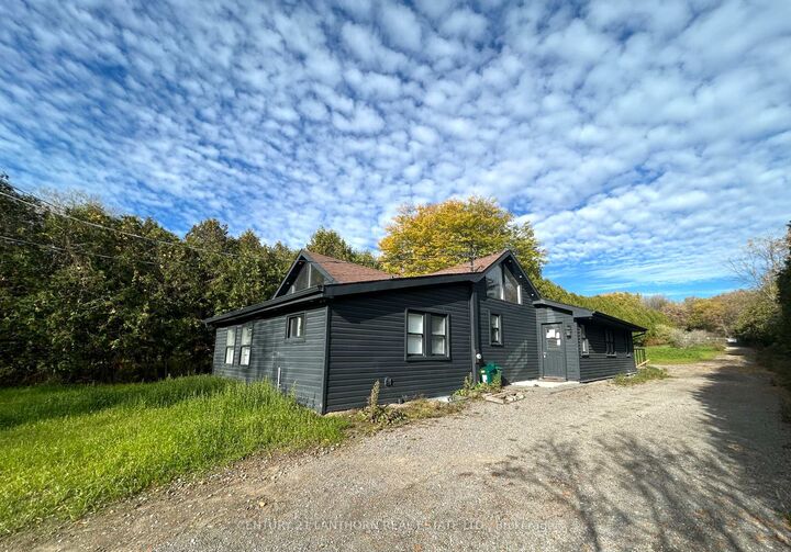 Property Photo: 4474 Hill Street ON L0A 1J0