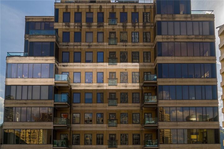 Property Photo: 151 Fort Pitt Blvd 1605 PA 15222