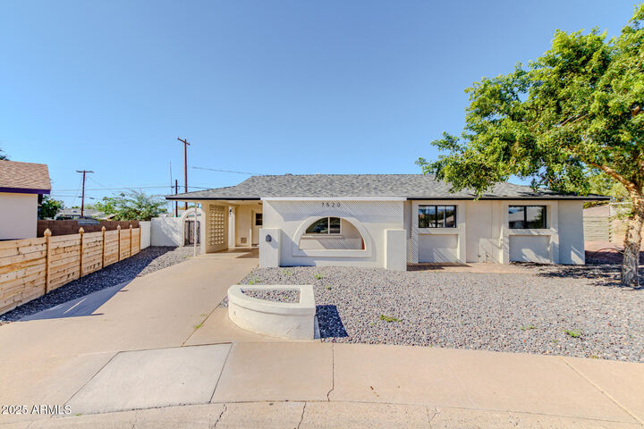 Property Photo:  7520 E Beatrice Street  AZ 85257 