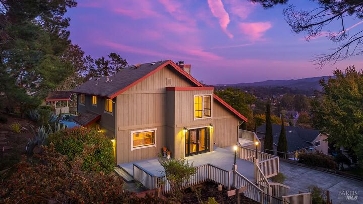 Property Photo:  66 Martinez Court  CA 94945 