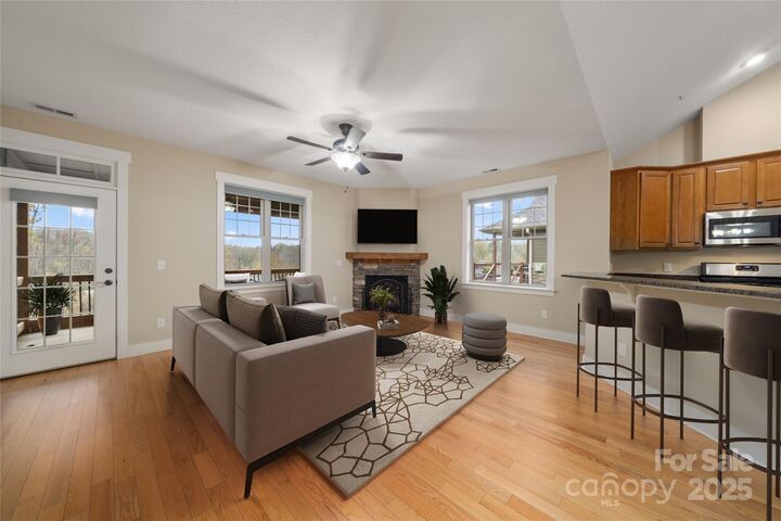 Property Photo:  22 Craftsman View Drive  NC 28804