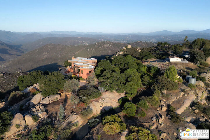 Property Photo:  19210 Highland Hills Dr  CA 92065 