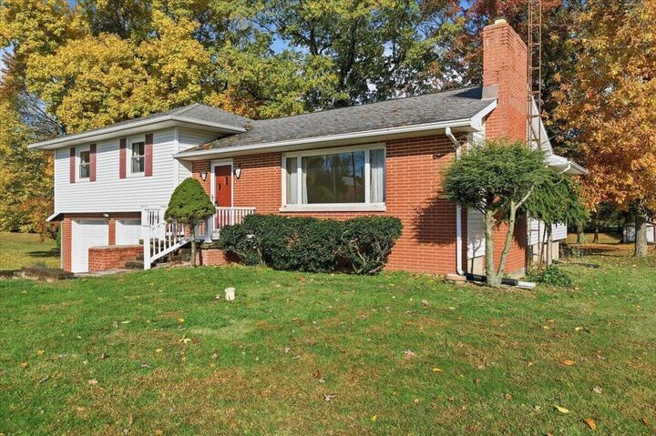 Property Photo:  1575 New Gambier Road  OH 43050 