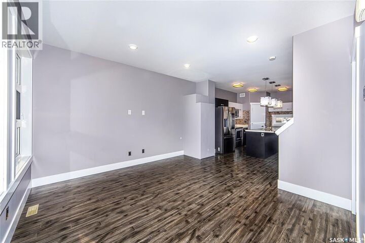 Property Photo: 143 Marlatte Crescent SK S7W 0B8