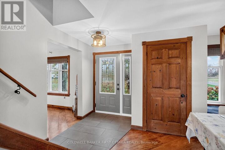 Property Photo: 2889 Swale Road ON K4P 1N2