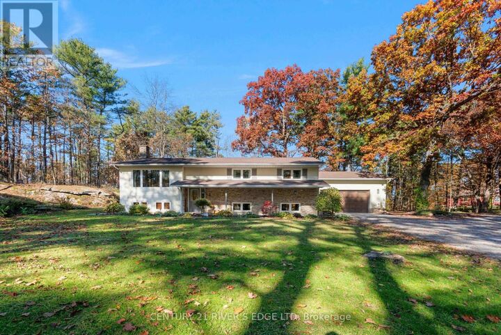 Property Photo:  386 Old River Road  ON K0E 1R0