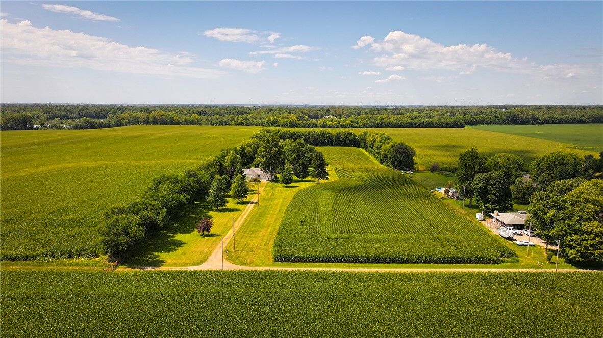 Property Photo: 1601 Home Avenue IL 62656