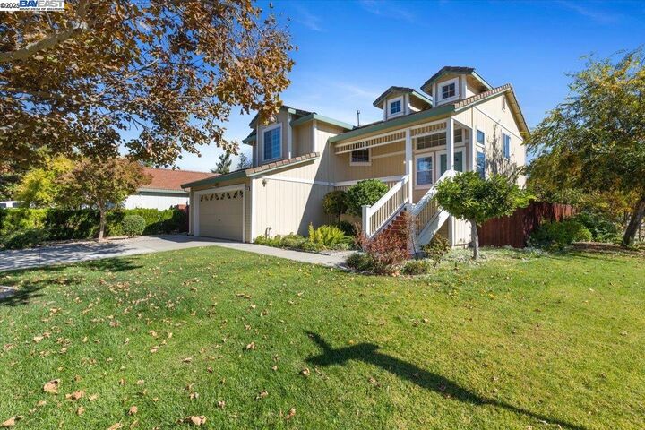 Property Photo:  3944 Oak Grove Drive  CA 94561 