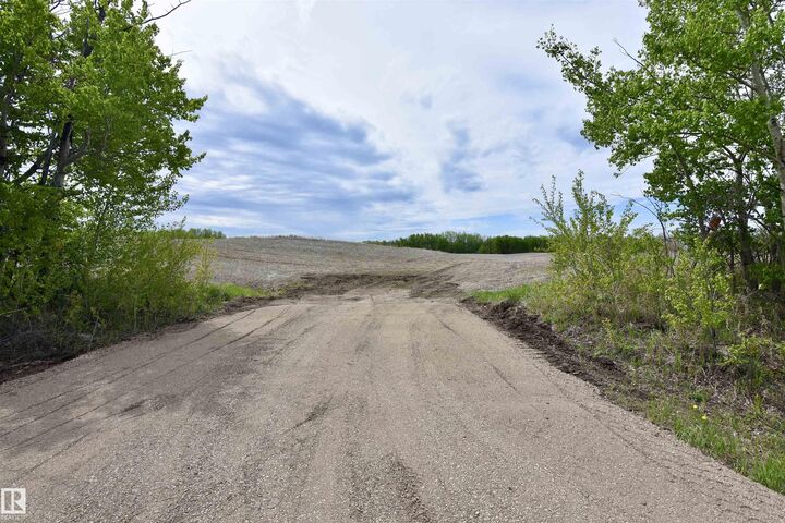 RR 84U Twp Rd 563 — photo 1