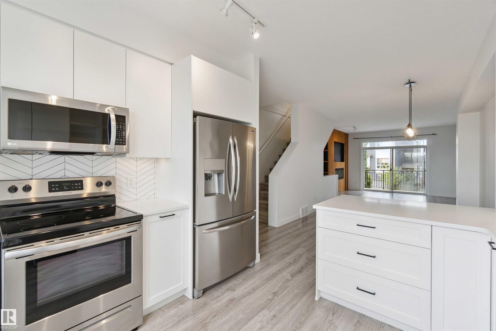 Photo de la propriété:  100 Jensen Lakes Boulevard 3  AB T8N 7T9