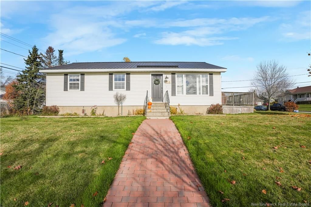 Property Photo:  235 McKnight Street  NB E3A 9R6 