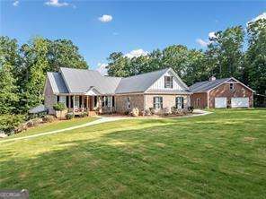 Property Photo:  386 N Victoria Road  GA 30189 